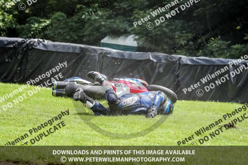 cadwell no limits trackday;cadwell park;cadwell park photographs;cadwell trackday photographs;enduro digital images;event digital images;eventdigitalimages;no limits trackdays;peter wileman photography;racing digital images;trackday digital images;trackday photos